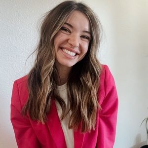 Meet your Posher, Madison